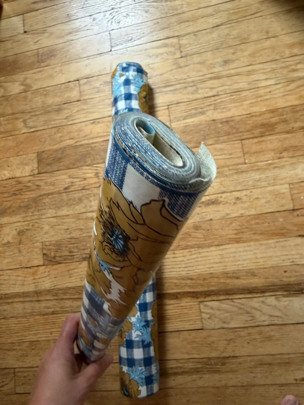 Vintage Gingham Floral Vinyl Rolls